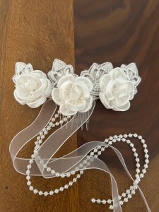 18137 weiss 15€